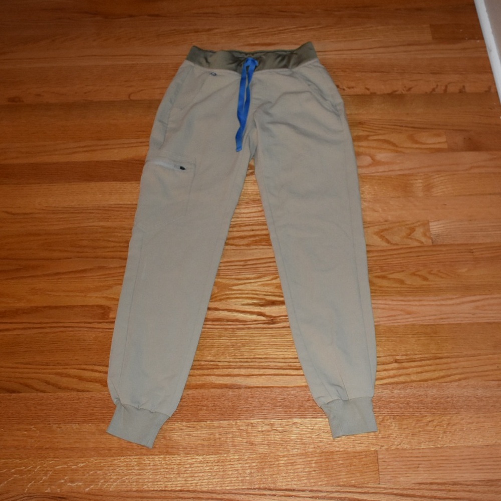 Figs Jogger Scrub Pants - Sandstone